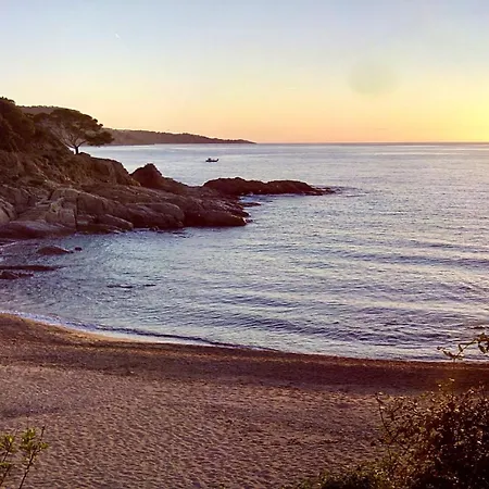Mediterranean Getaway - Private Beach&sea Views Apartment Tossa de Mar
