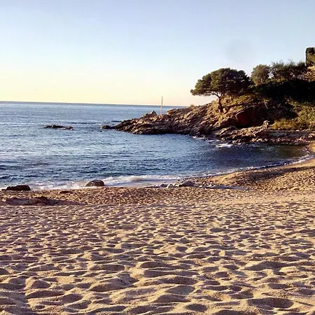 Apartment Mediterranean Getaway - Private Beach&sea Views Tossa de Mar