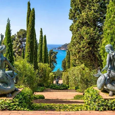 Mediterranean Getaway - Private Beach&sea Views Apartment